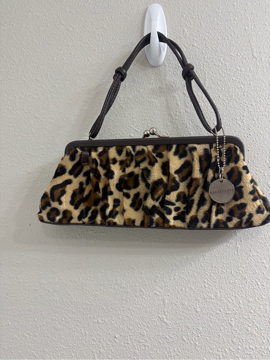 Apostrophe Handbags - Apostrophe Leopard Print Faux Fur Shoulder Clutch - Brown & Black
